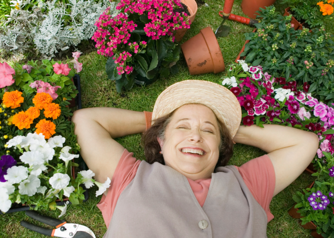 4 ways to boost your well-being with garden therapy